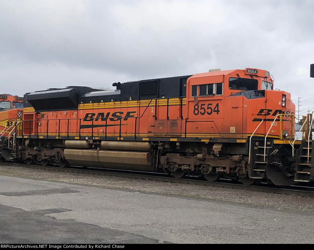 BNSF 8554